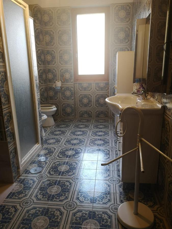 Assueli B&B Ассемини Экстерьер фото