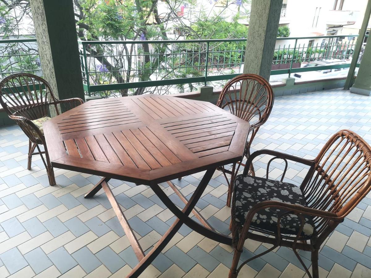 Assueli B&B Ассемини Экстерьер фото
